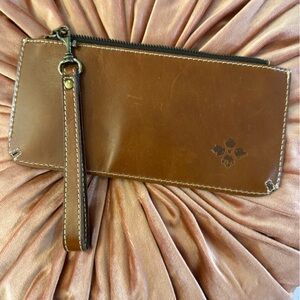 Patricia Nash Wristlet with Card Slots